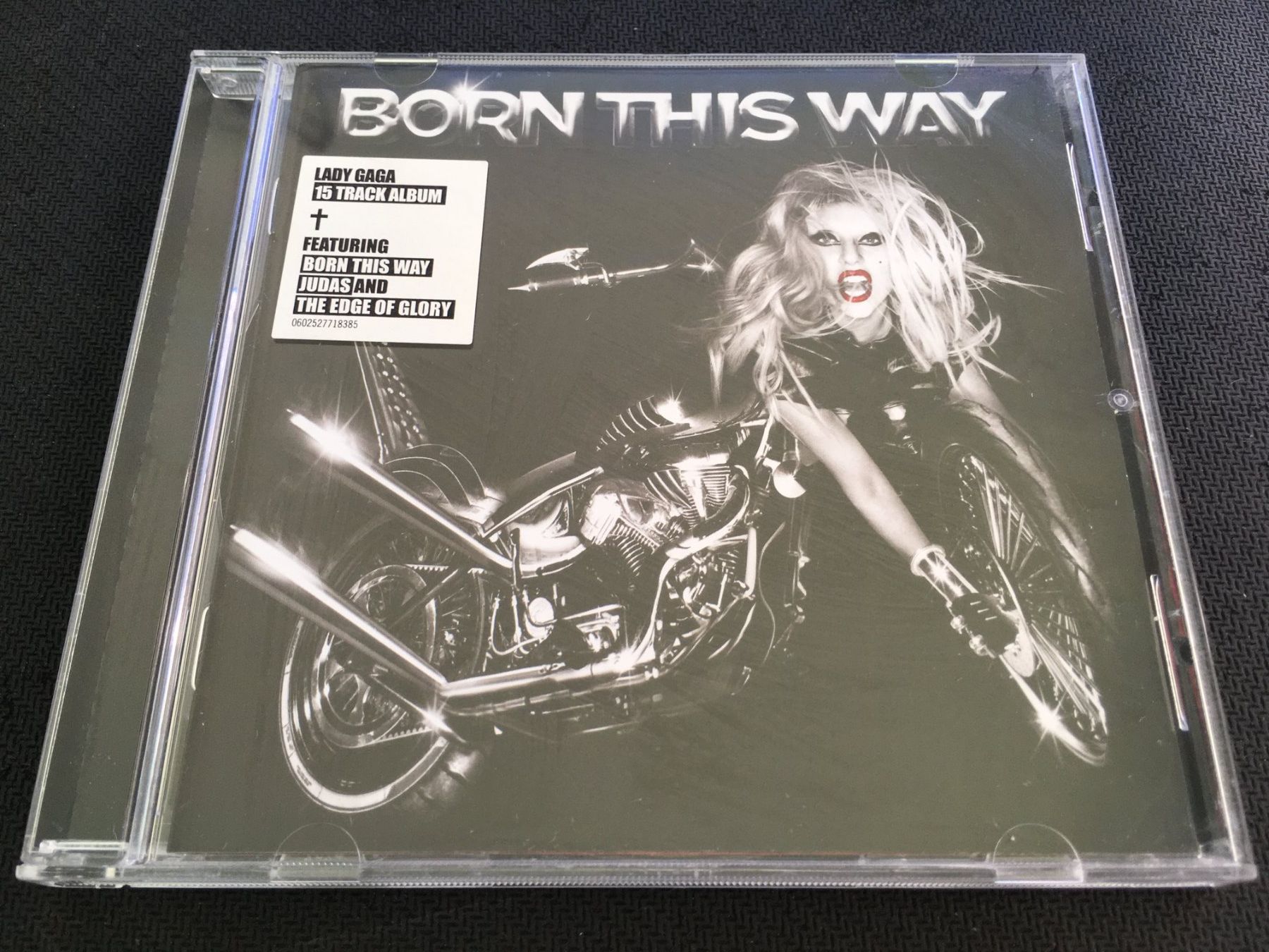 CD: Lady Gaga - Born this Way -CD- – Usato da St.Gallen venduto da MedienJoe
