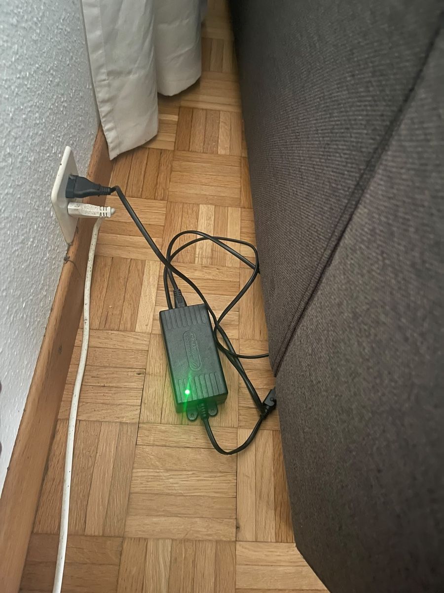 Divani: XXXLutz Ecksofa mit elektrischer Verstellung!! fast wie neu – Usato da Schlieren venduto da del_d999 5