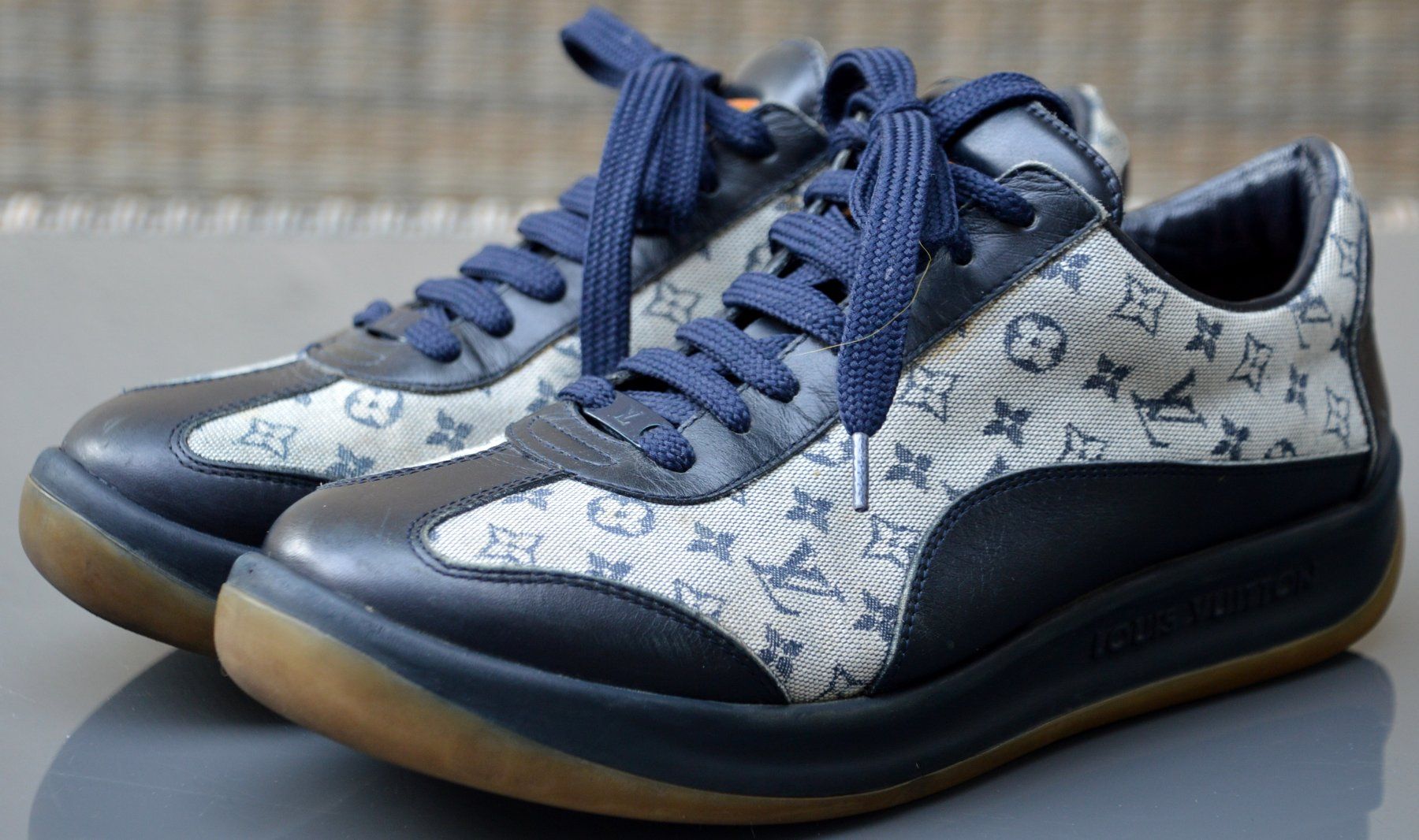 Louis Vuitton Scarpe da donna: Sneakers Louis Vuitton .38 – Usato da Collonges venduto da Auganien 2