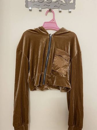 Completo pantalone e giacchettino corto marrone 