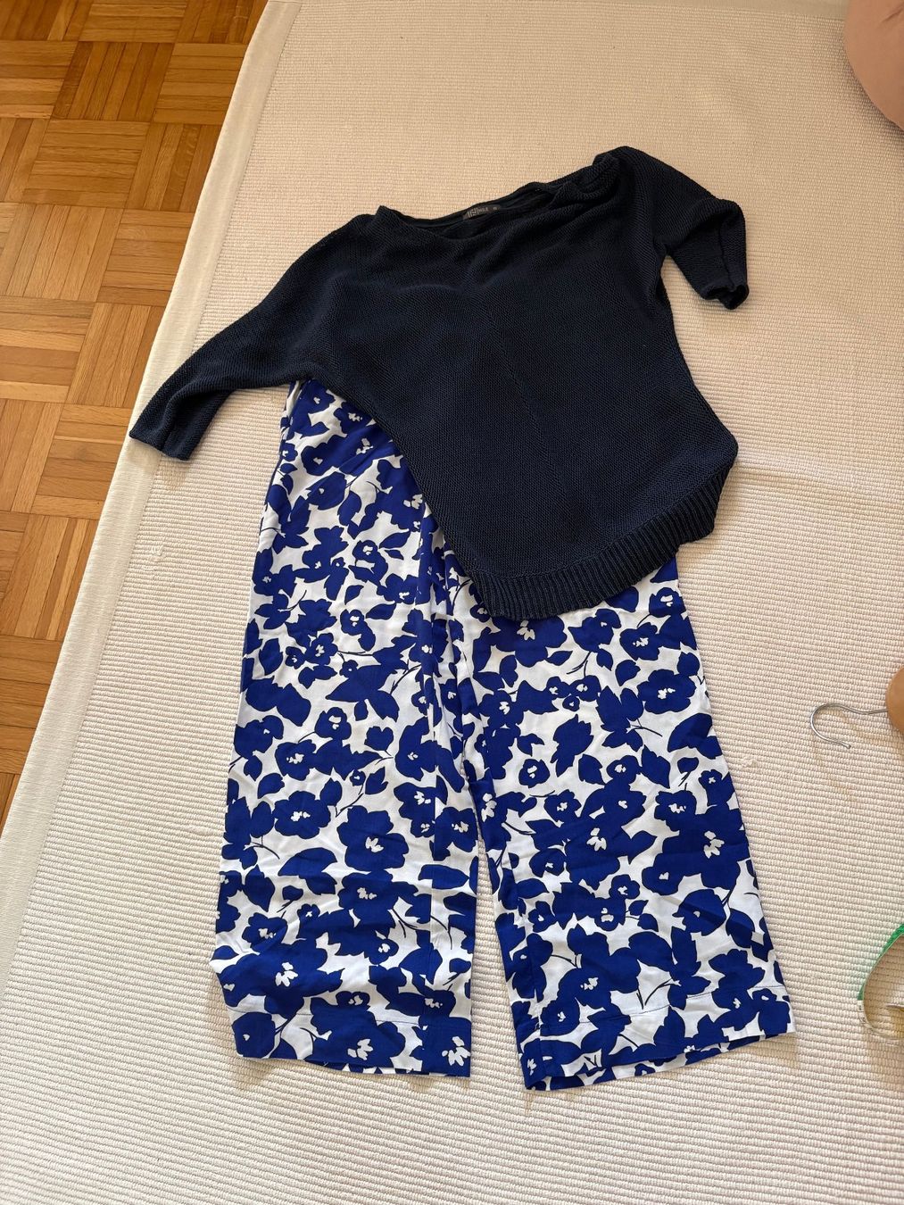 Nile Lotti di vestiti: Nile Kombi S, Pullover Leinen und Culotte – Usato da Hombrechtikon venduto da star8888 2