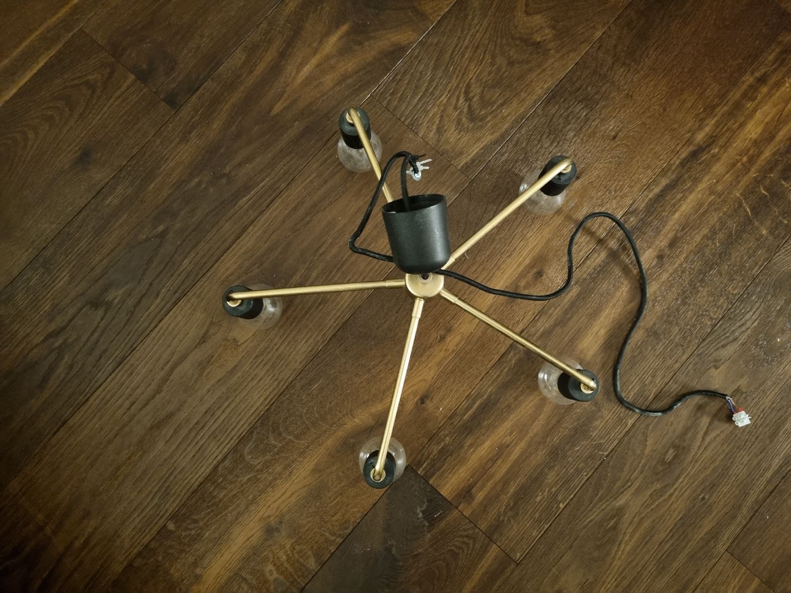 Audo Lampadari & plafoniere: Audo Leonard Chandelier – Usato da Basel venduto da wuy_drk7 3