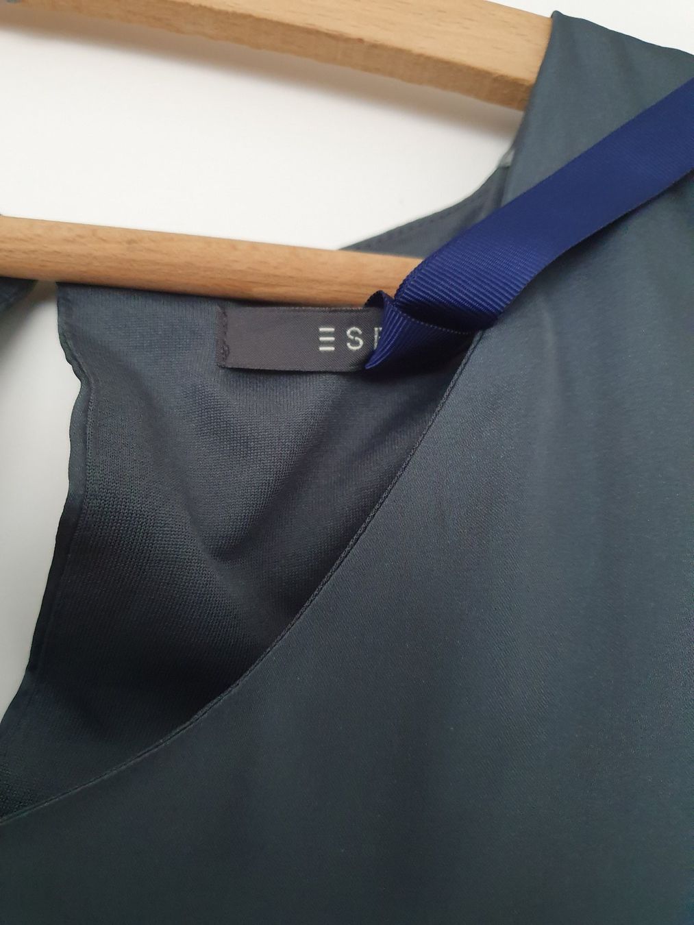 Vestiti: Esprit-NEU – Nuovo (secondo la descrizione) da Goldau venduto da cocoline1 1
