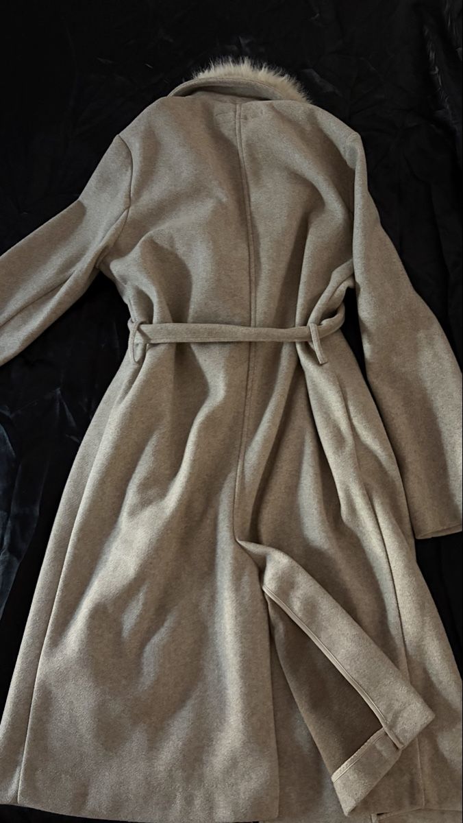 Zara Mäntel: Beige Mantel von ZARA – Neu (gemäss Beschreibung) aus Zürich von lolita4455 3