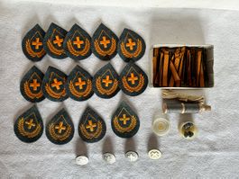 Insignes et boutons militaires
