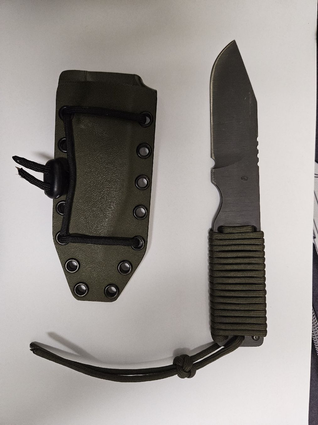 Coltellini militari: Andrew Jordan Hog D2 – Usato da Affoltern am albis venduto da nik8953