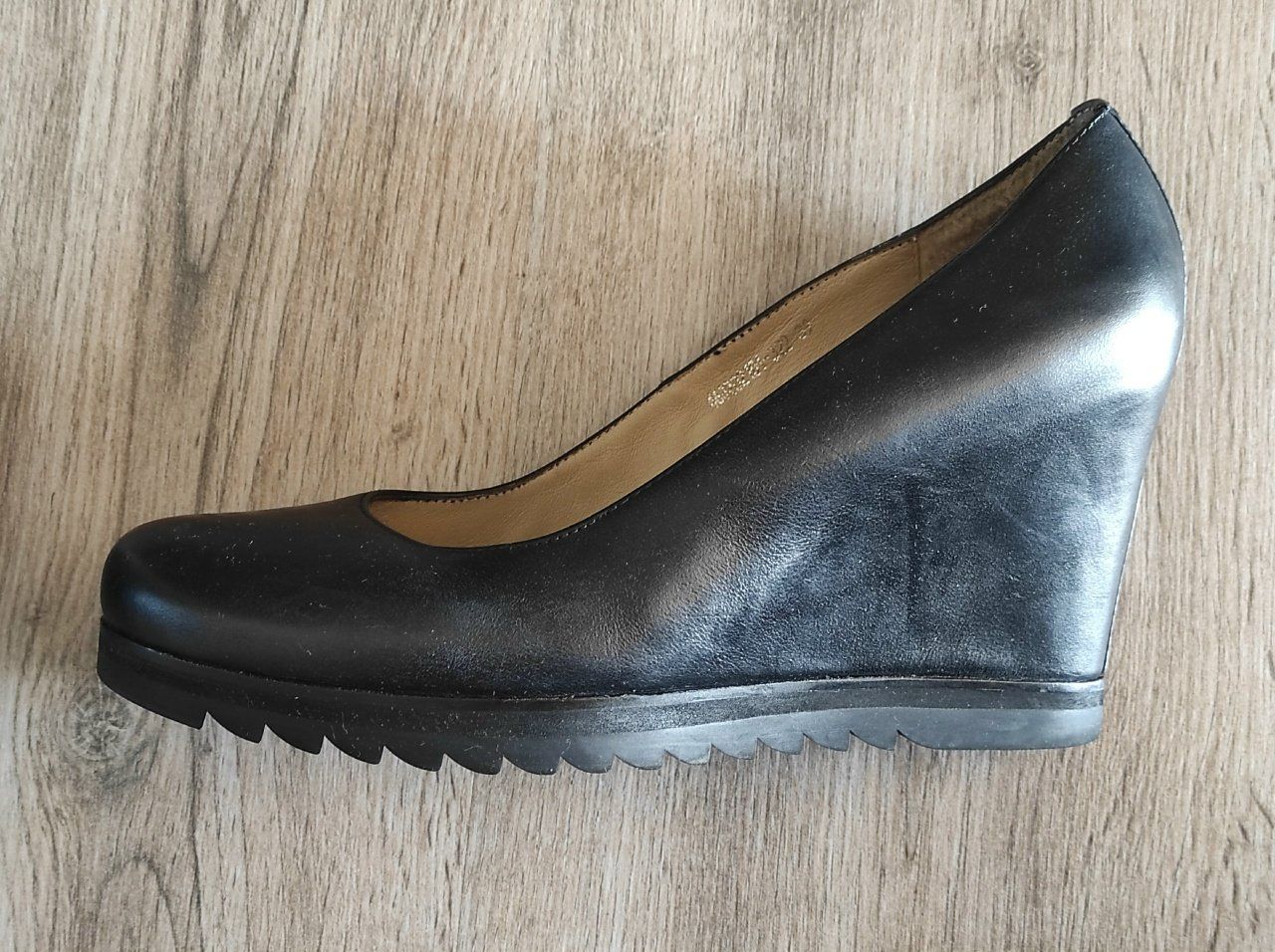 Damenschuhe: chaussures à talons hauts en cuir р.39 – Gebraucht aus Renens VD von cla_7zv5 1