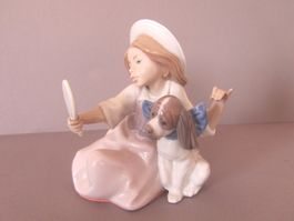 Hübsche Lladro Figur: Mädchen mit Spiegel und Hund!