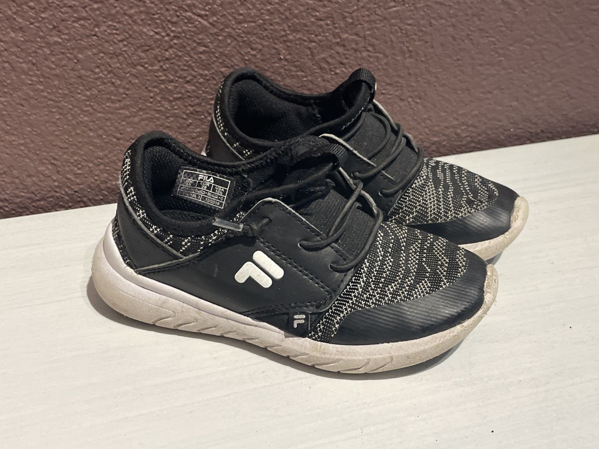 Fila Scarpe per ragazzi: Schuh Gr 28 – Usato da Kriens venduto da boramisch