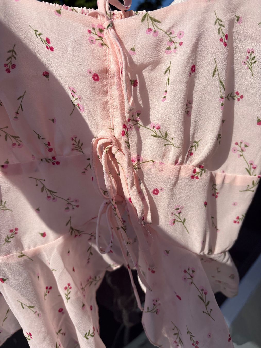 Top: Oberteil Blumenmuster rosa Grösse M - NEU – Nuovo (secondo la descrizione) da Basel venduto da Tierschutz-Flohmi 1