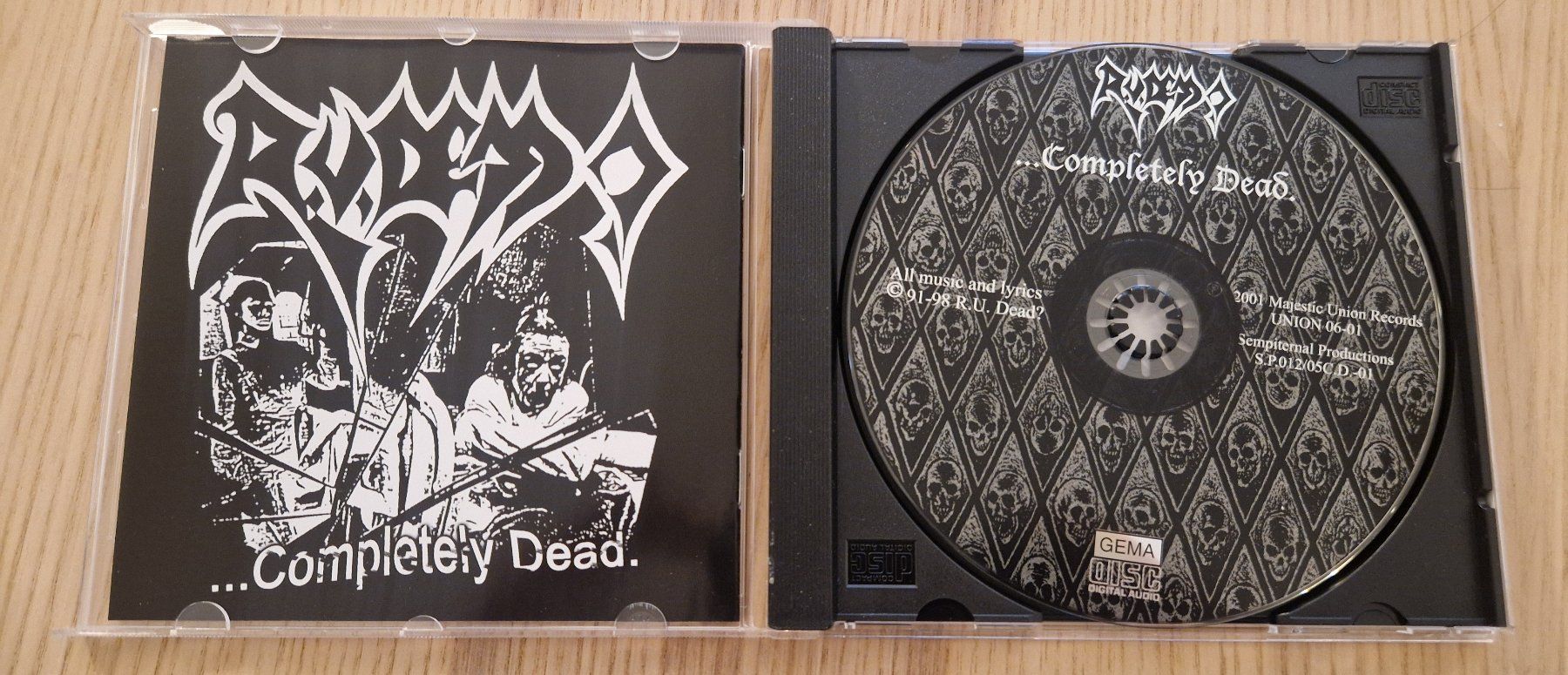 CD: R.U. Dead? – ...Completely Dead (CD, Compilation) – Usato da Luzern venduto da Belethors_GenGoods 1