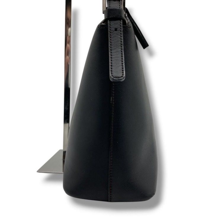 Burberry Taschen für Damen: Original Burberry Handtasche - schwarz, Leder – Gebraucht aus Andwil SG von Kaltbrunner 4
