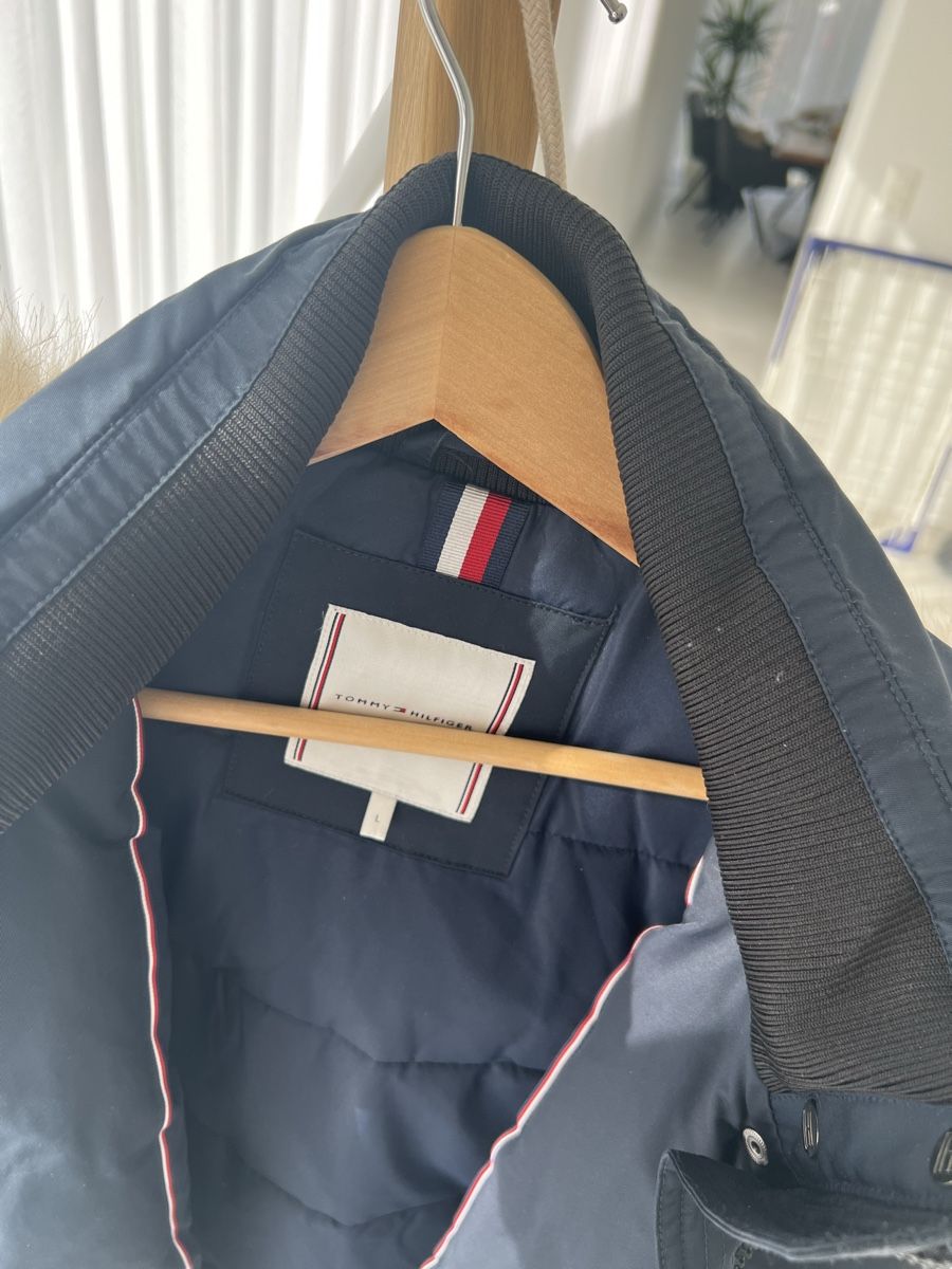 Tommy Hilfiger Jacken: Winterjacke – Gebraucht aus Aarau Rohr von Miva0507 3