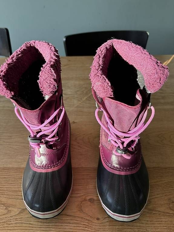Scarpe da donna: Sorel Winterstiefel Violett Gr. 38 – Usato da Rifferswil venduto da Dua