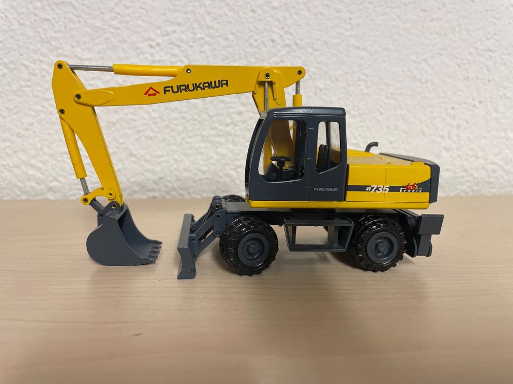 Modell Bagger Furukawa W 735 (Gebraucht) in Niederwil AG für CHF 59 ...