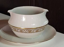Vintage Sauciere Knochen Bone Porzellan mit Goldrand