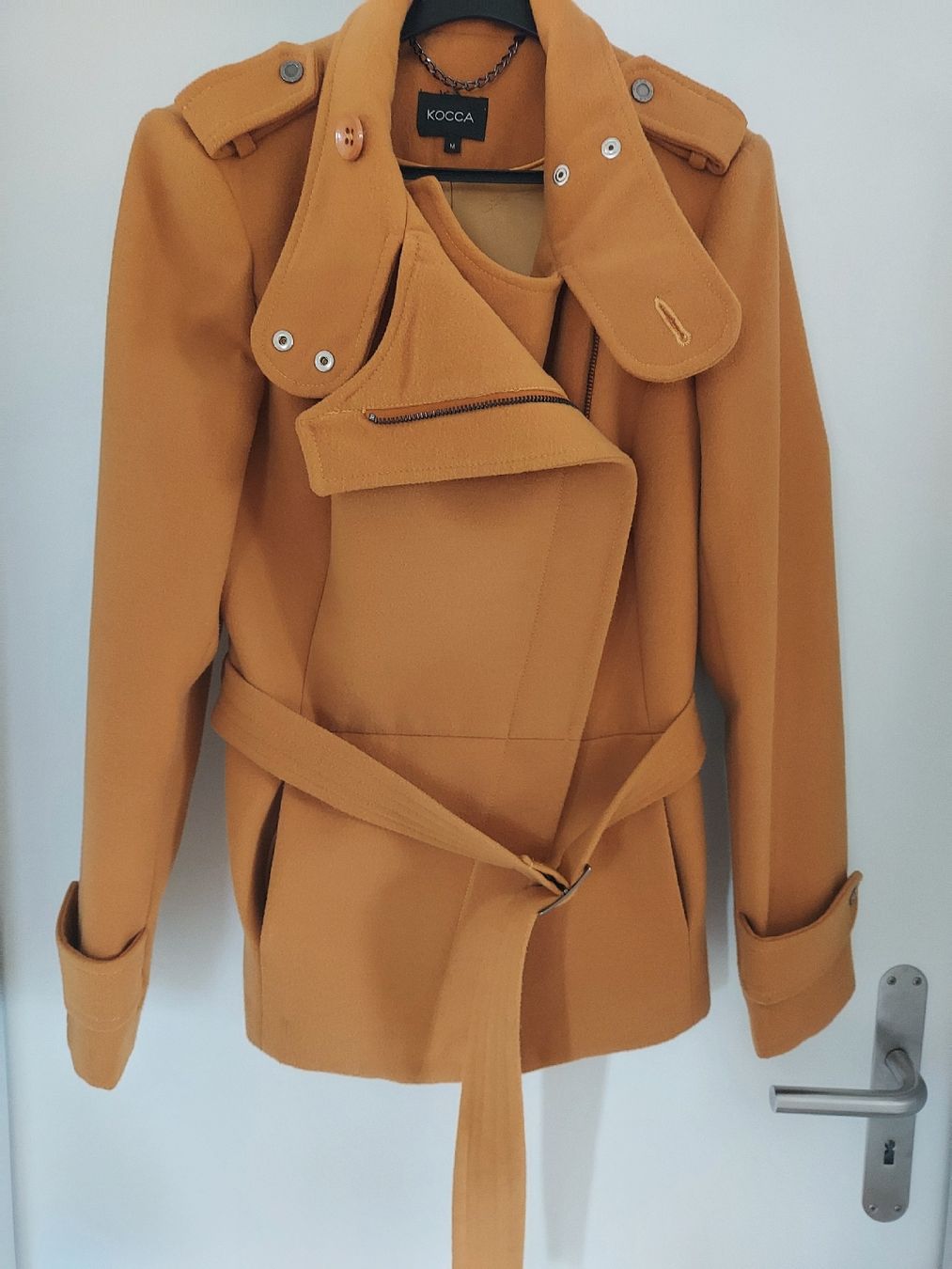 Cappotti: Cappotto Kocca M colore senape – Usato da tenero venduto da Mam74