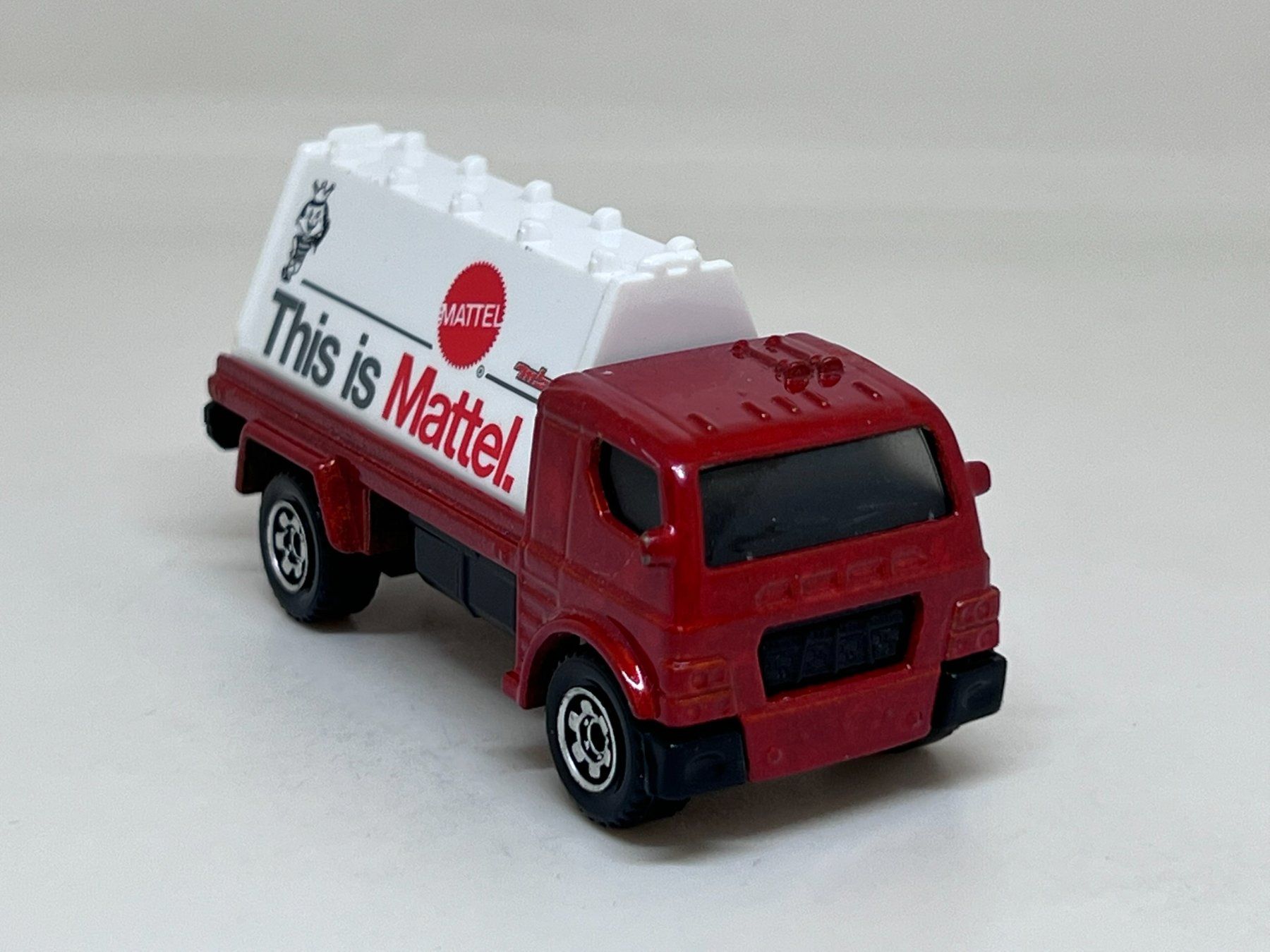Matchbox Modellini d'auto: Matchbox Billboard Truck #57 – Usato da Wildegg venduto da LaaBoutique