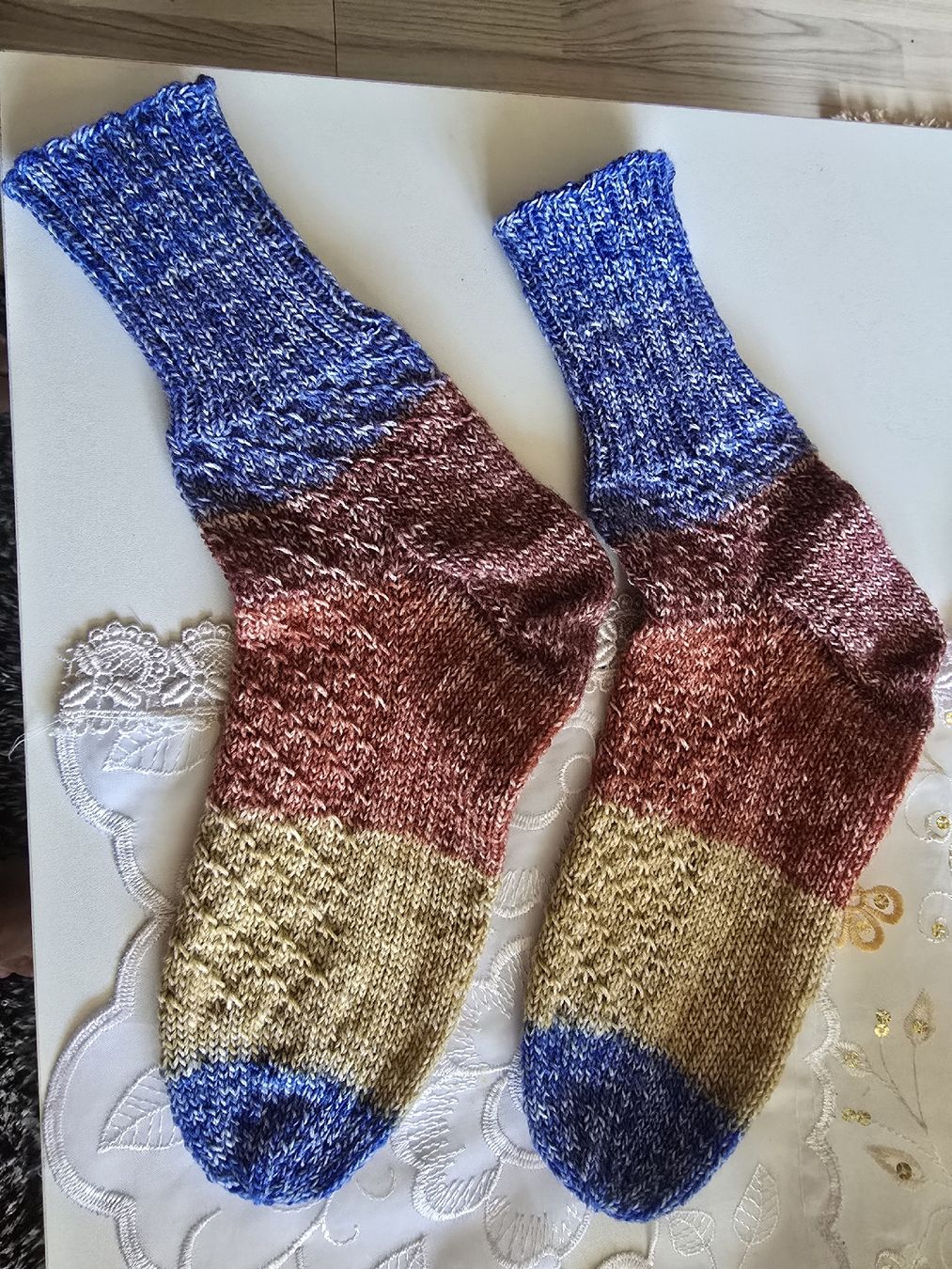 Calze: handgesrickte socken – Nuovo e nell'imballaggio originale da Matten b. Interlaken venduto da sonnyboy22