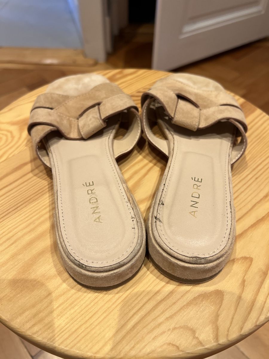 André Damenschuhe: André Leather Slides - Size 39 – Gebraucht aus Genève von jud_xrl8 4