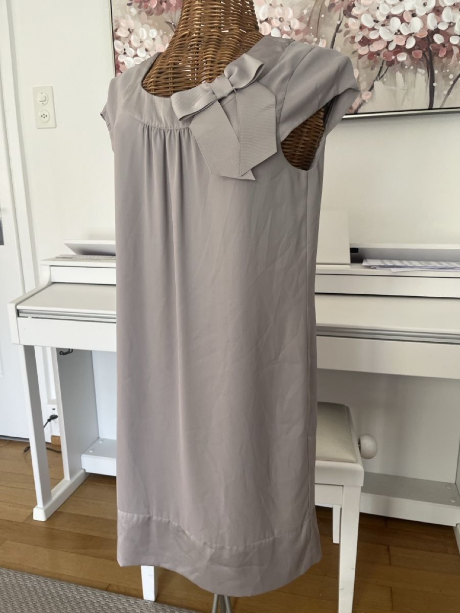 H&M Vestiti: Kleid mit Schlaufe, glänzend, H&M, 36 – Usato da Solothurn venduto da Bobesch08 2