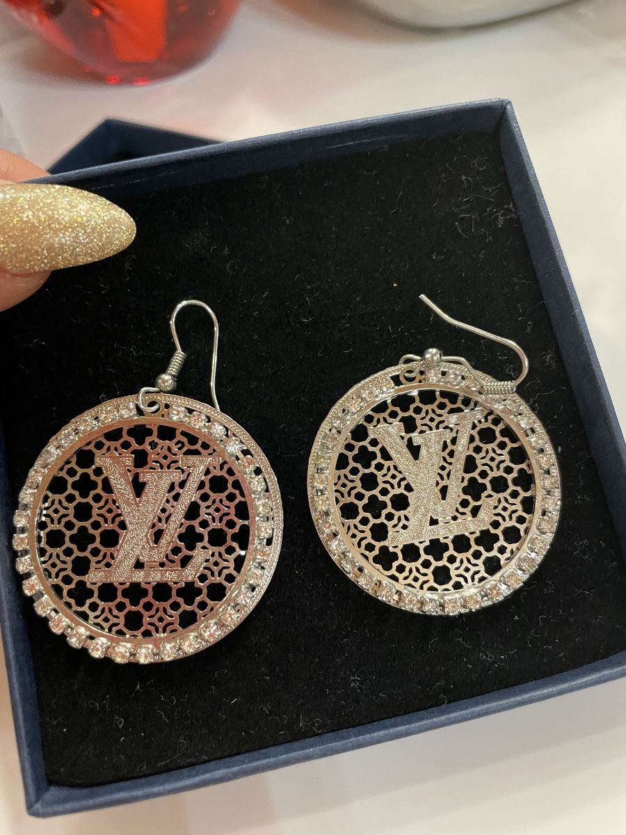 Boucles d'oreille: Grosse runde Statement Ohrringe,Silberfarben – Neuf (Voir description) à Buchs AG par vec_82fw 1