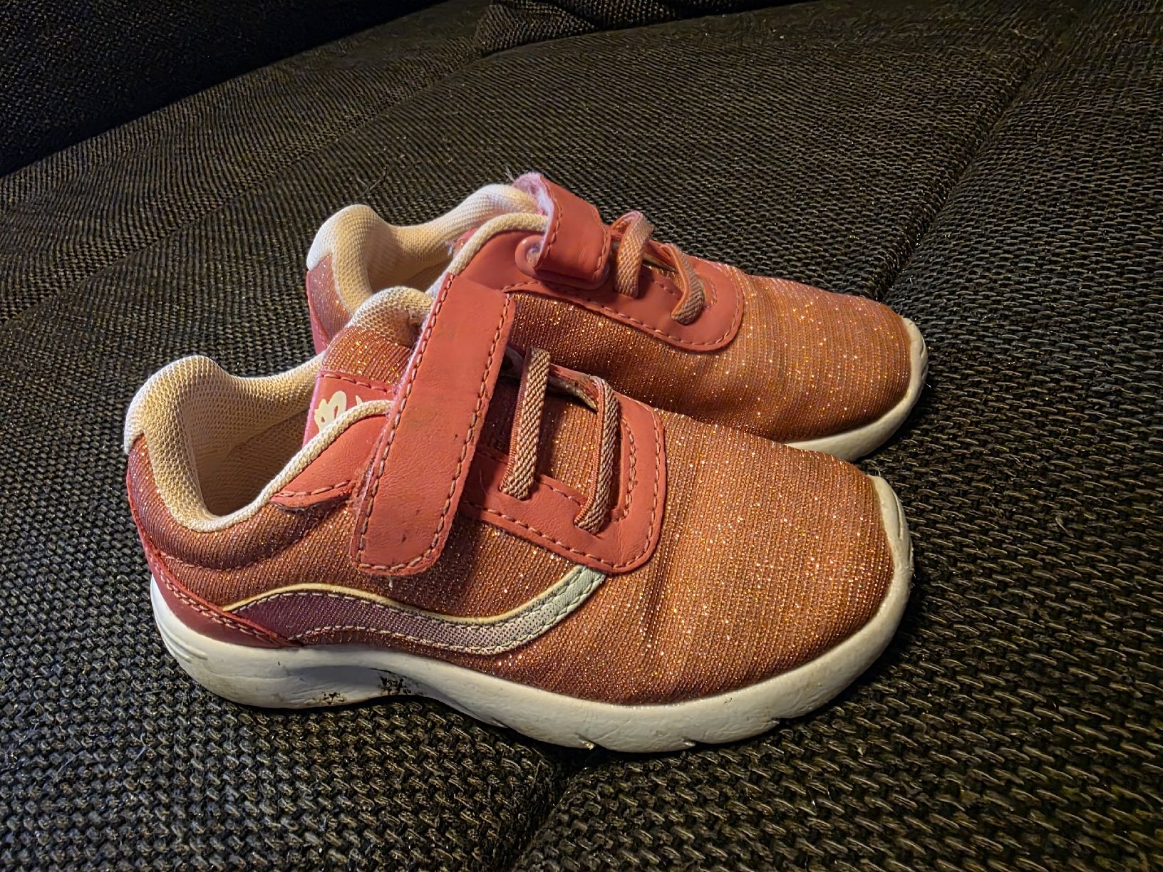 Scarpe per ragazzi: Kinderschuh Gr.25 – Usato da Geltwil venduto da Melly1989