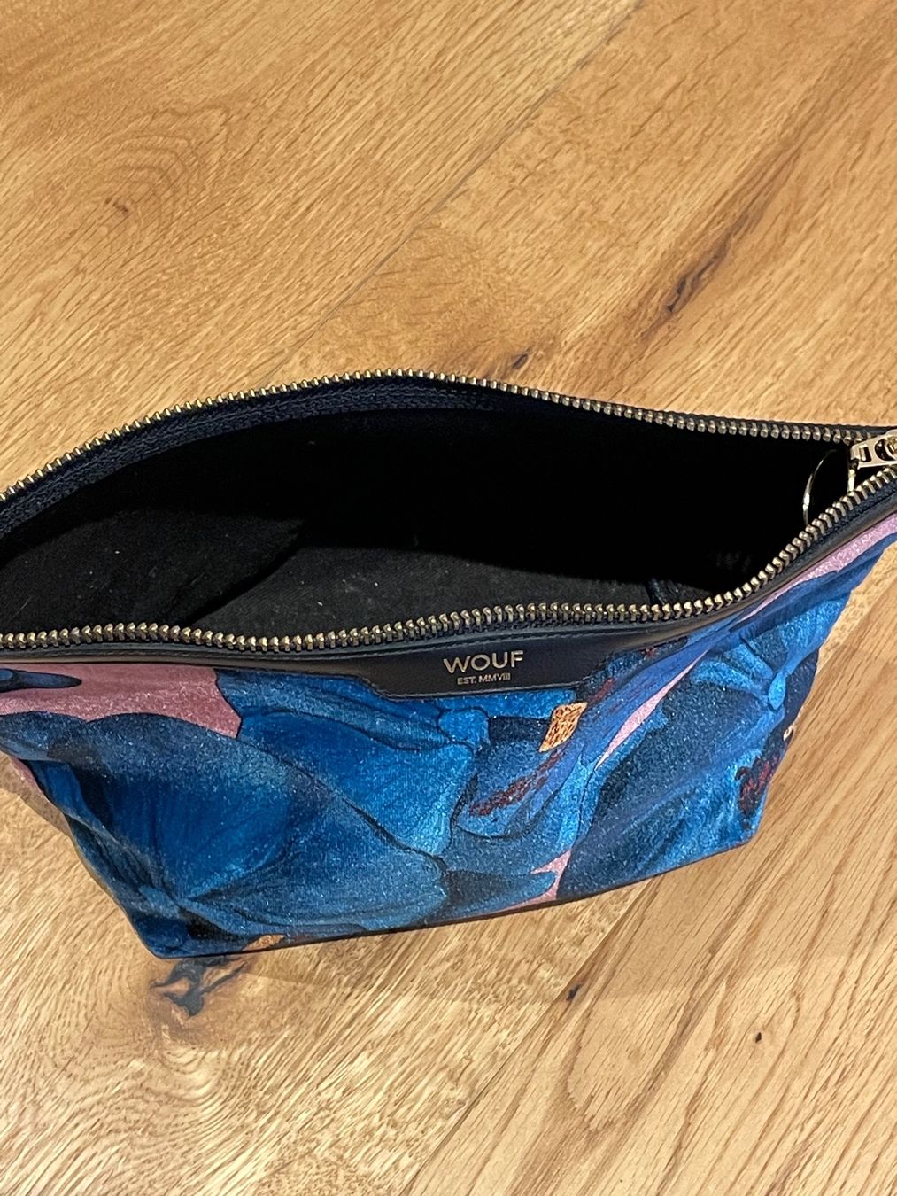 Custodie per cosmetici: Pochette Wouf – Usato da Puplinge venduto da Cechth 1