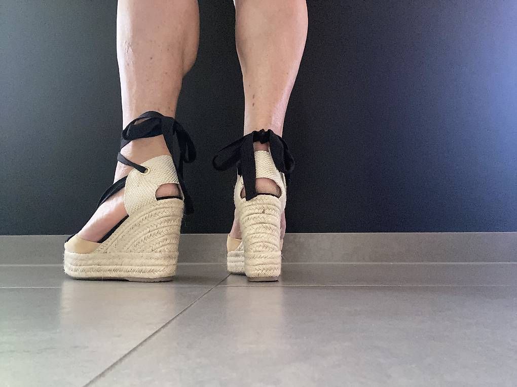 Scarpe da donna: Sandales Espadrilles Taille 39 – Usato da Cheseaux-Lausanne venduto da Fannelle01 2