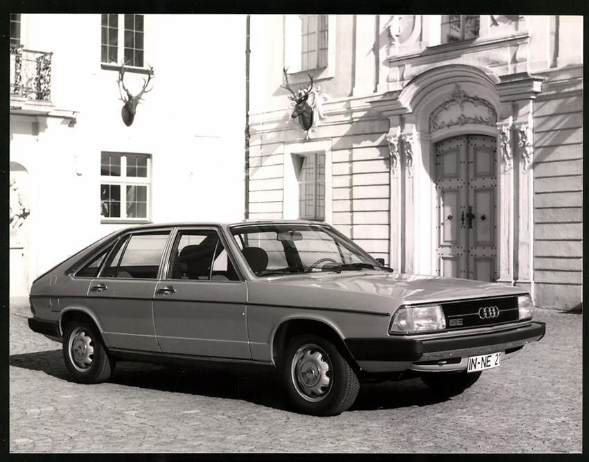 Fotografie & Manifesti: Fotografie Auto Audi A 100 Avant 5E, Sch – Usato da Berlin venduto da bartko-reher