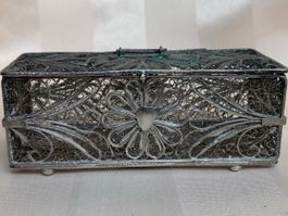 Vintage Antique Art Deco  Filigree Mini Jewelry Box