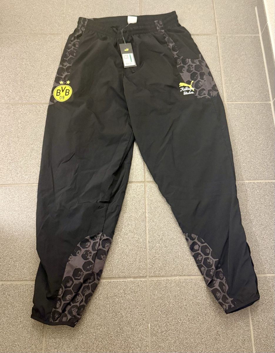 Puma Hosen: BVB Trainerhosen Kids Super – Neu und originalverpackt aus Solothurn von sam_2rch
