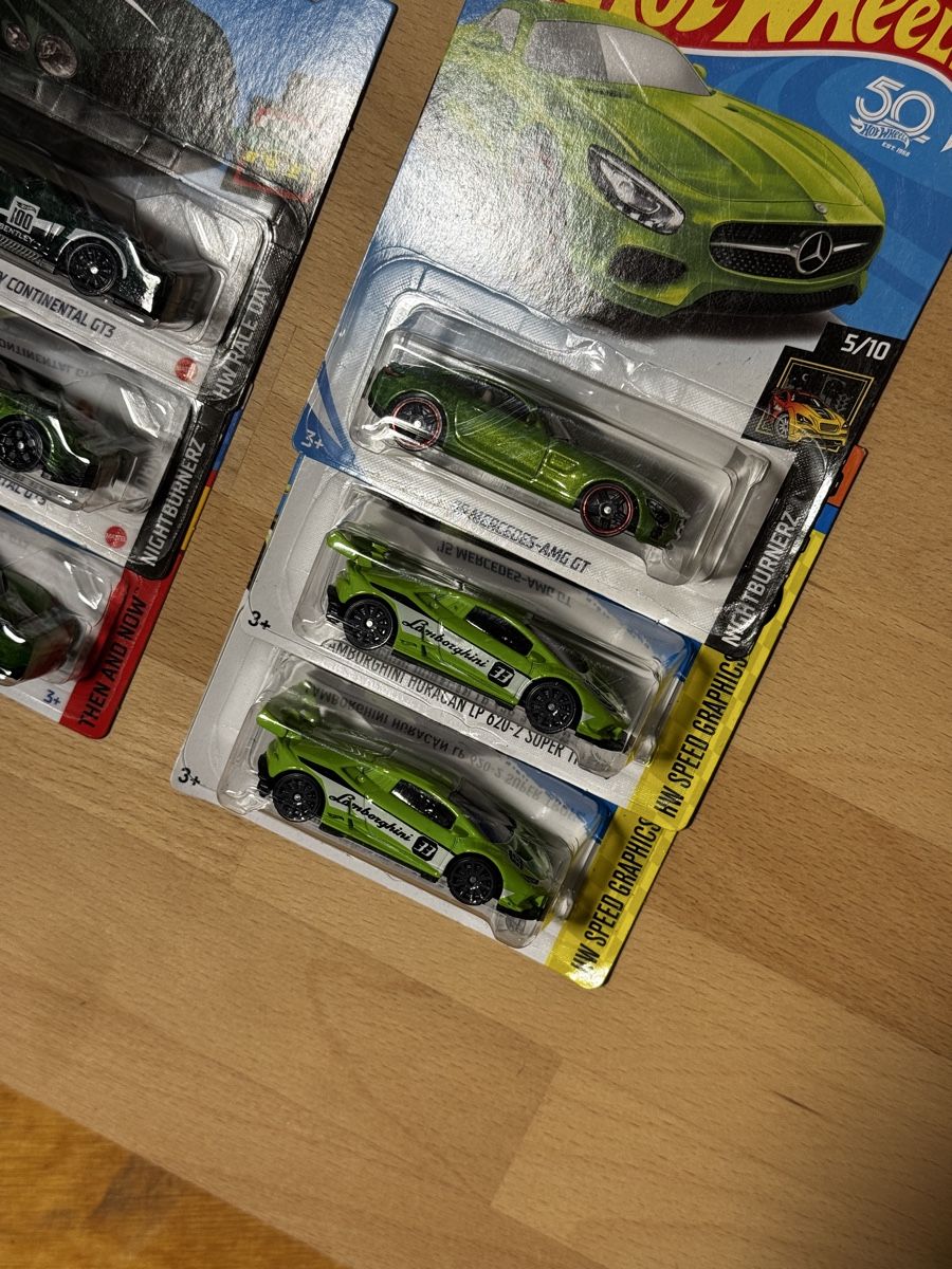 Hot Wheels Modellini d'auto: Hotwheels- Lamborghini, Ford, Bentley AMG – Nuovo e nell'imballaggio originale da Stüsslingen venduto da leo_nzh6