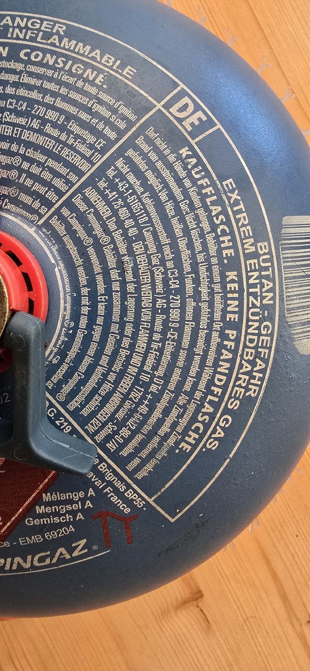 Apparecchiature e tecnologia a gas: Gasflasche 2.75kg – Usato da Oberried am Brienzersee venduto da Vagabund 1