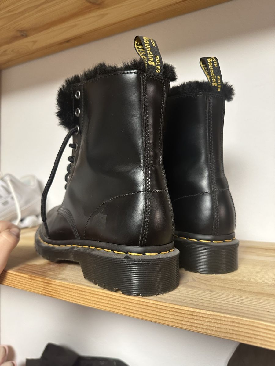 Neue Dr Martens gr 39 gefuttert Kaufen auf Ricardo