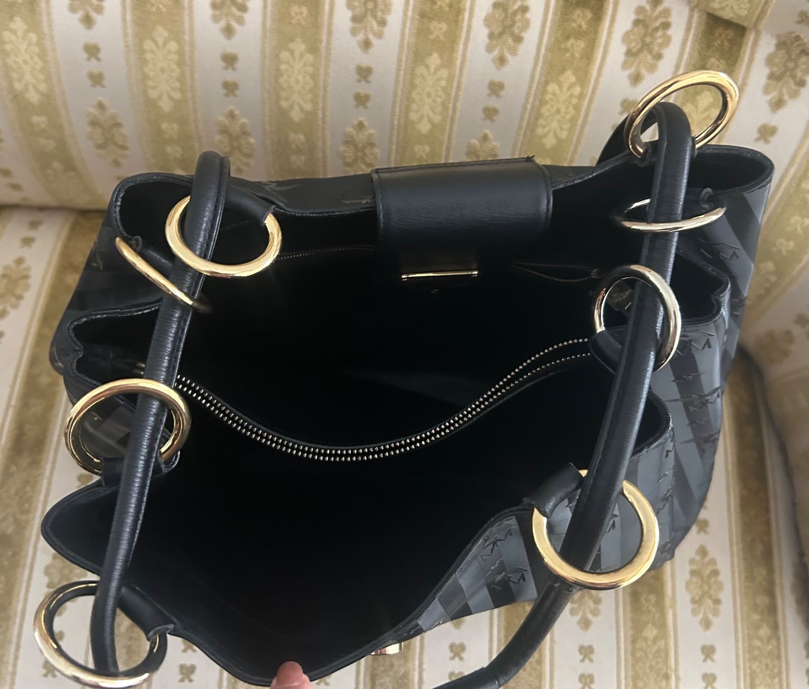 Maison Mollerus Sacs femmes: MOLLERUS Tasche – D'occasion à STUDEN BE par SMIROS 8
