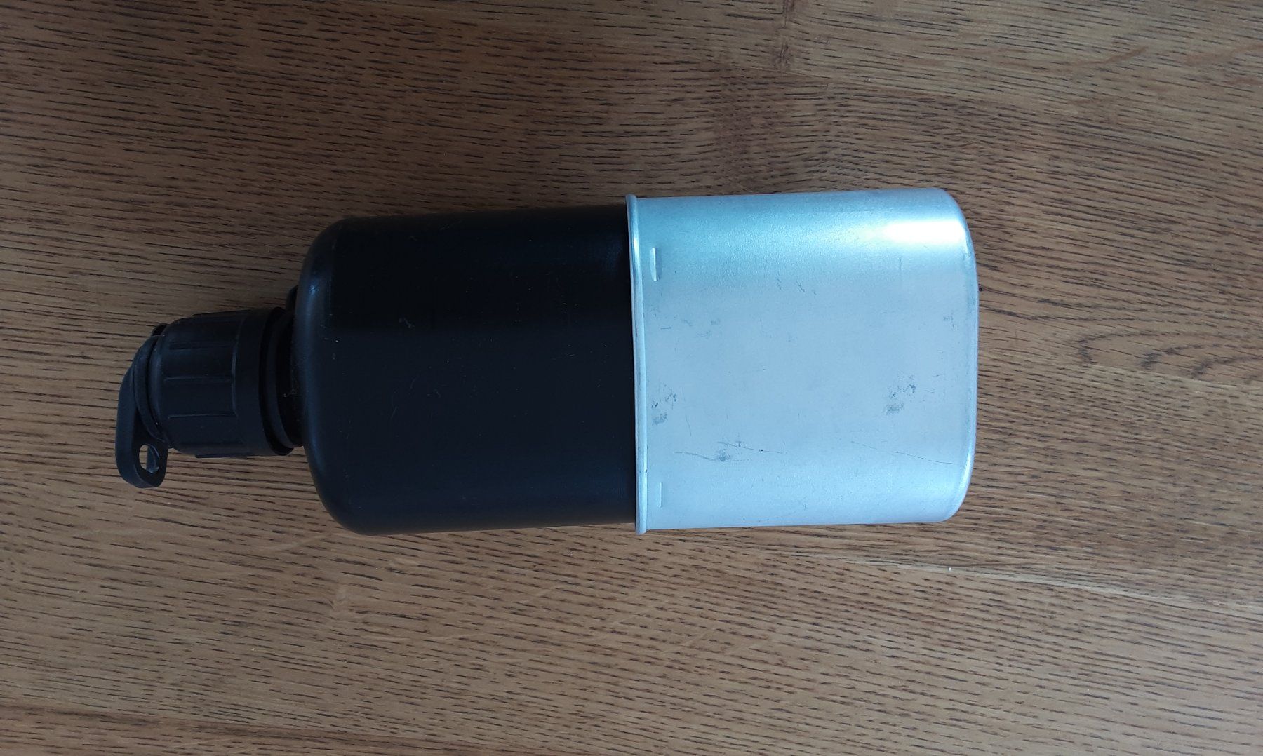Schweizer Armee Attrezzatura & Pezzi di ricambio: Original Schweizer Armeeflasche mit Becher, Top Zustand! – Usato da Stans venduto da Kaelti 2