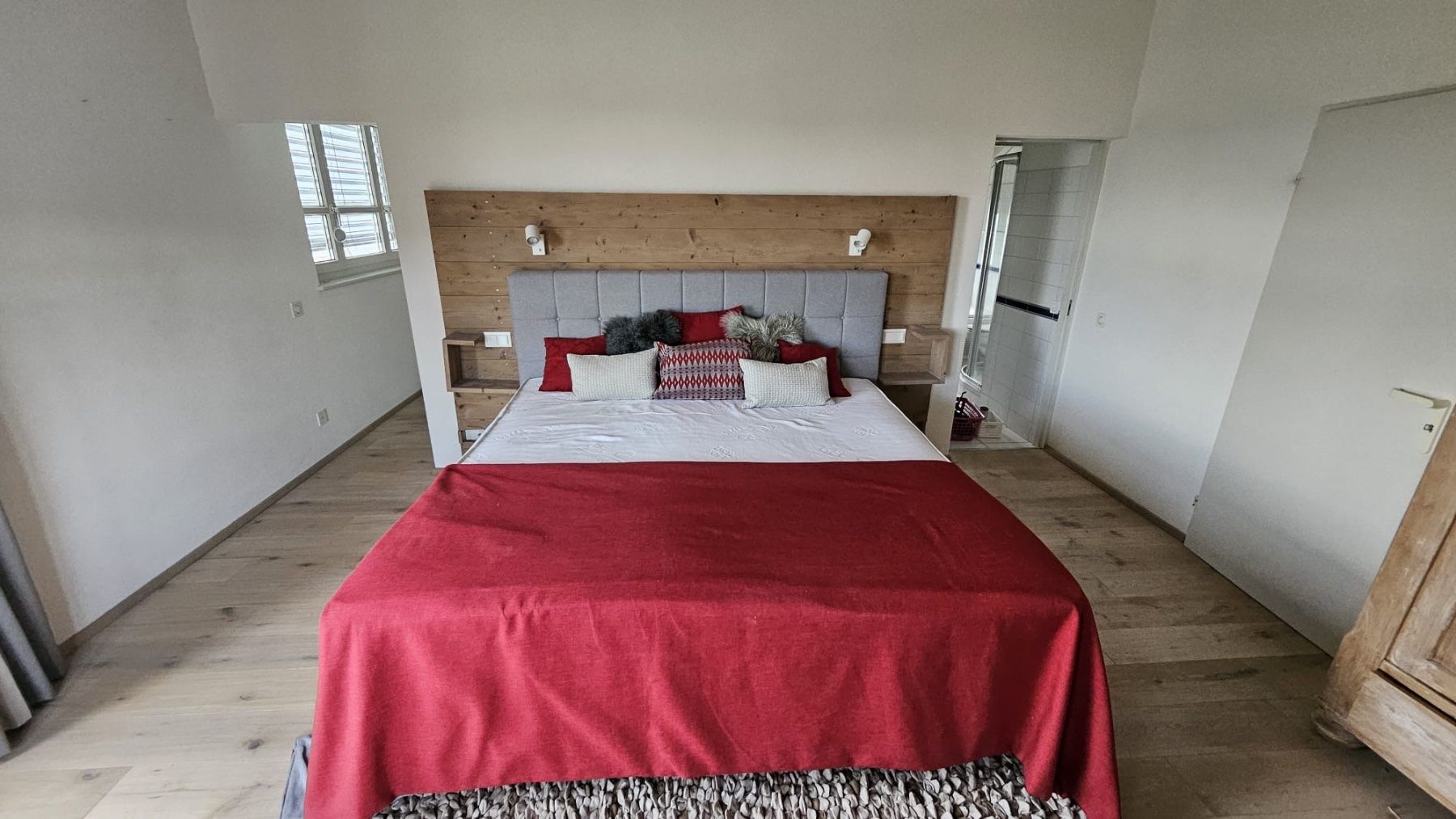 Letti: Grosses Boxspringbett – Usato da Schaffhausen venduto da kha_wh59 3