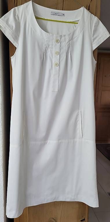Vestiti: Elegantes Kleid der Marke SARAR 40 – Usato da Zizers venduto da Roosi1
