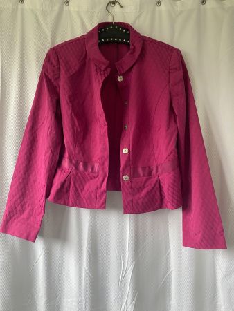 Nagelneue BETTY BARCLAY Jacke