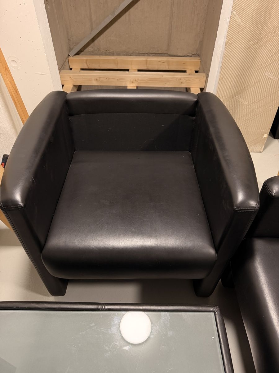 Poltrone: Sitzgruppe Sofa + Sessel + Glastisch – Usato da Sarnen venduto da jus_t6xw 3