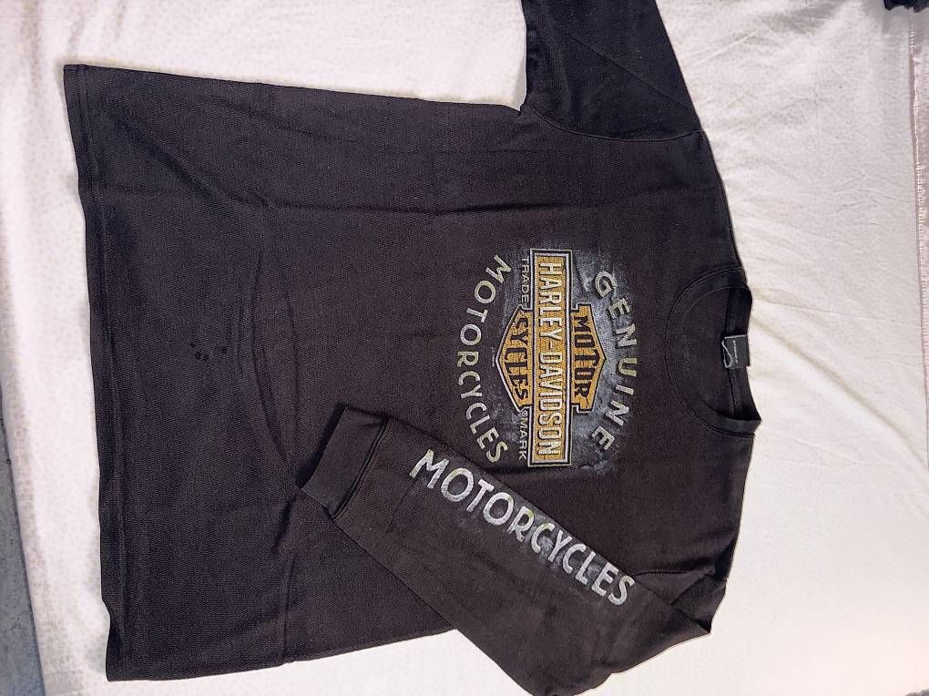 Maglioni & Felpe: Harley Davidson Vintage Langarmshirt – Usato da Obergerlafingen venduto da raj_5njg