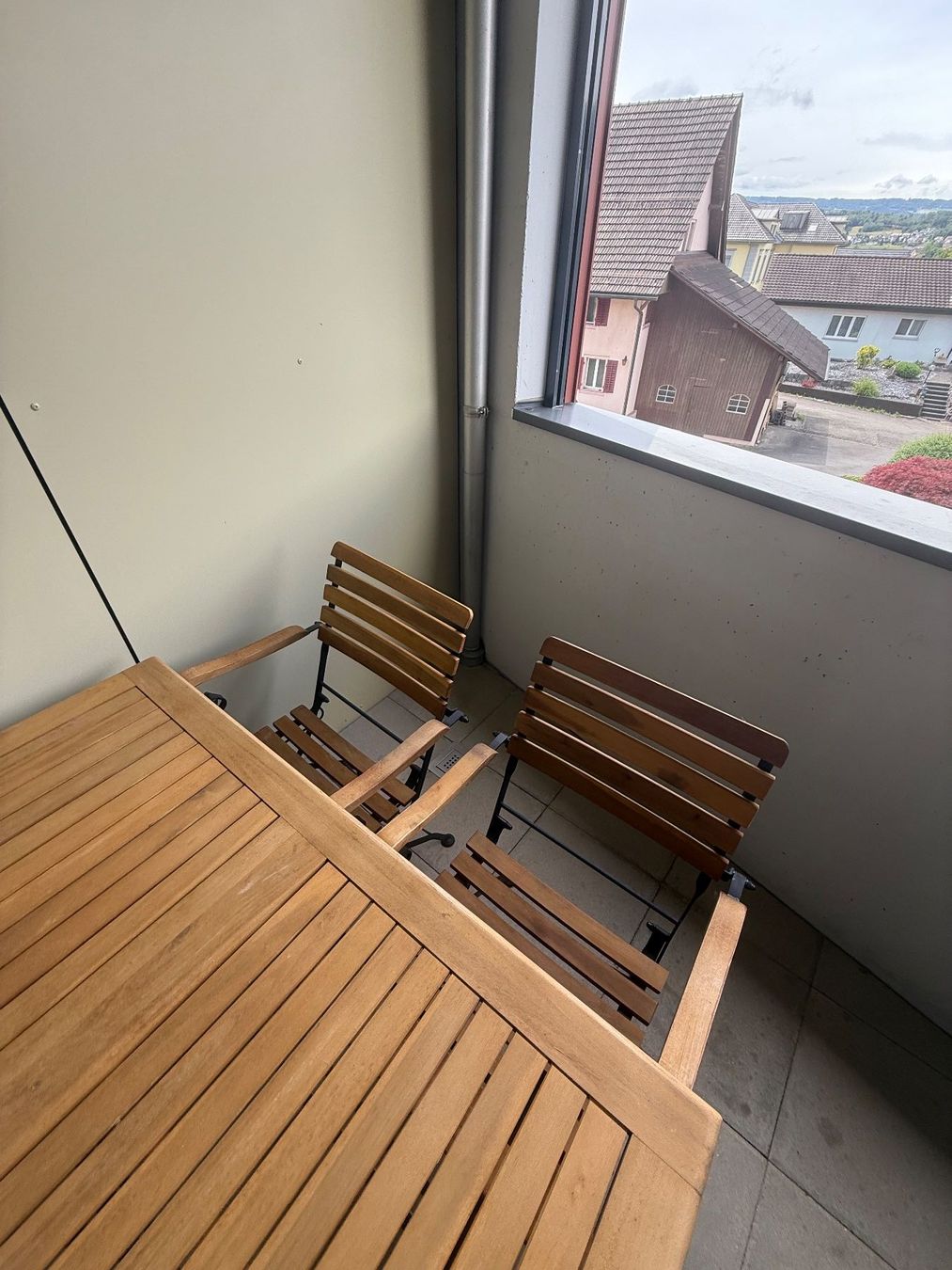 Set di tavolo e panche: Biergartentisch mit 4 Stühlen – Usato da Unterlunkhofen venduto da baef92 1