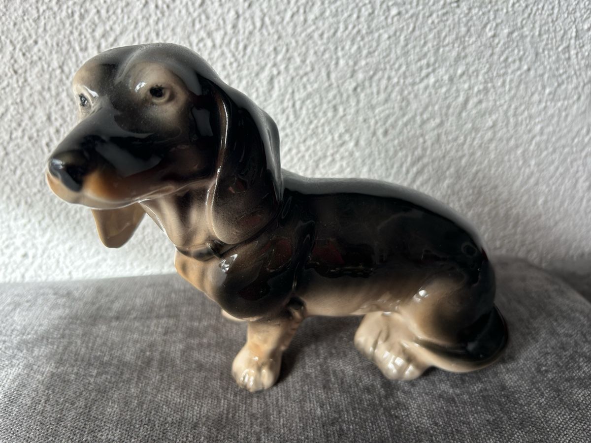 Statuette: Sitzenendorf Dackel - tadelloser Zustand ! – Usato da Hofstetten SO venduto da Treasurefinds 2