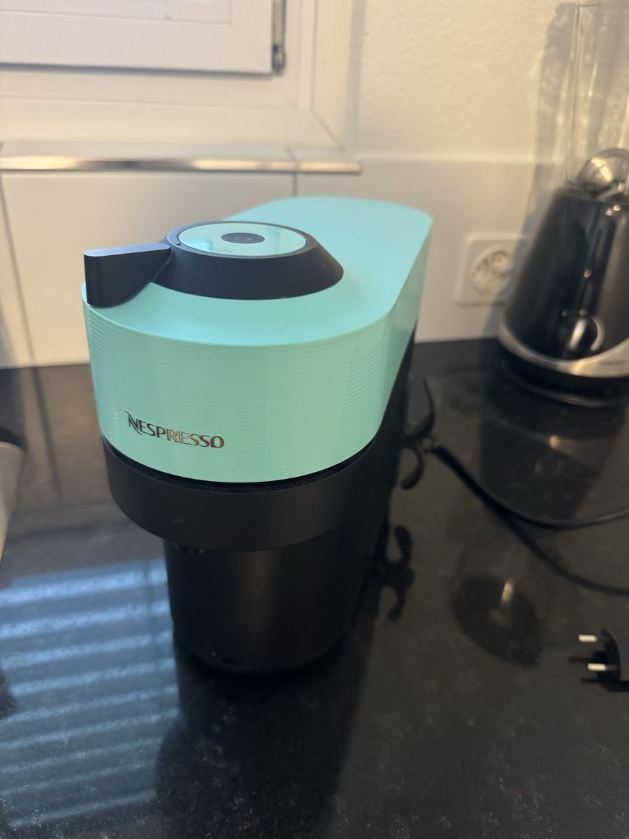 Nespresso Macchine per caffè & Macchine per espresso: Kaffeemaschine Krups Nespresso Vertuo – Usato da Kloten venduto da Boltmaster 1