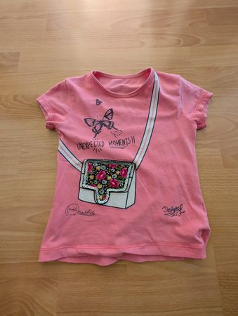 T-Shirt mit Tasche in top Zustand, Sommer, Mädchen