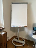 Flipchart mit Whiteboard + 3 Extra Blöcken Papier