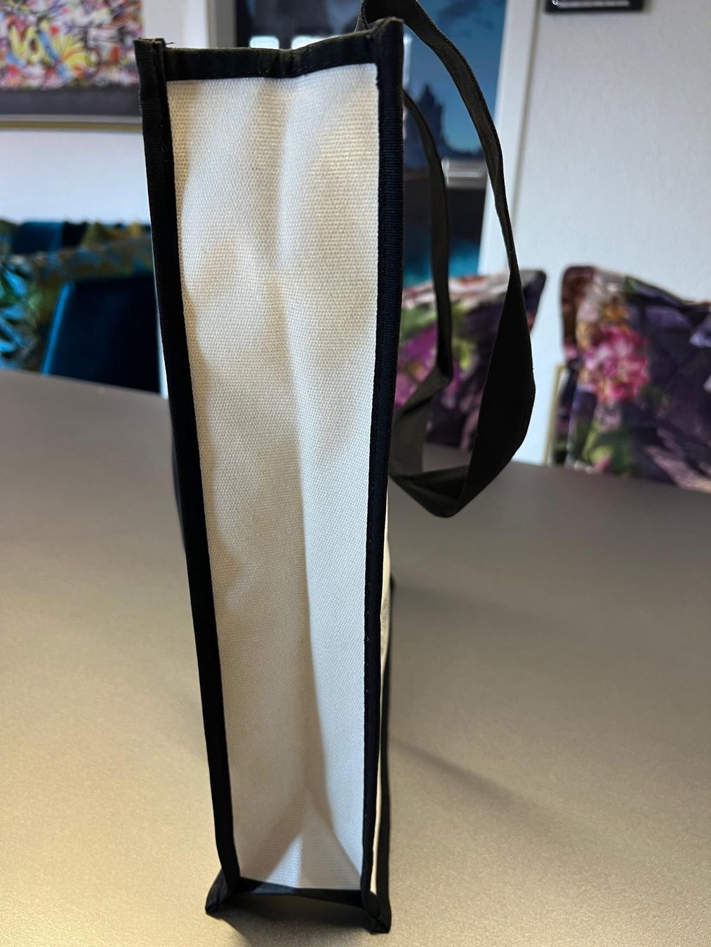 Chanel Taschen: Chanel No. 5 Tote Bag – Neu und originalverpackt aus St. Gallen von Si 1