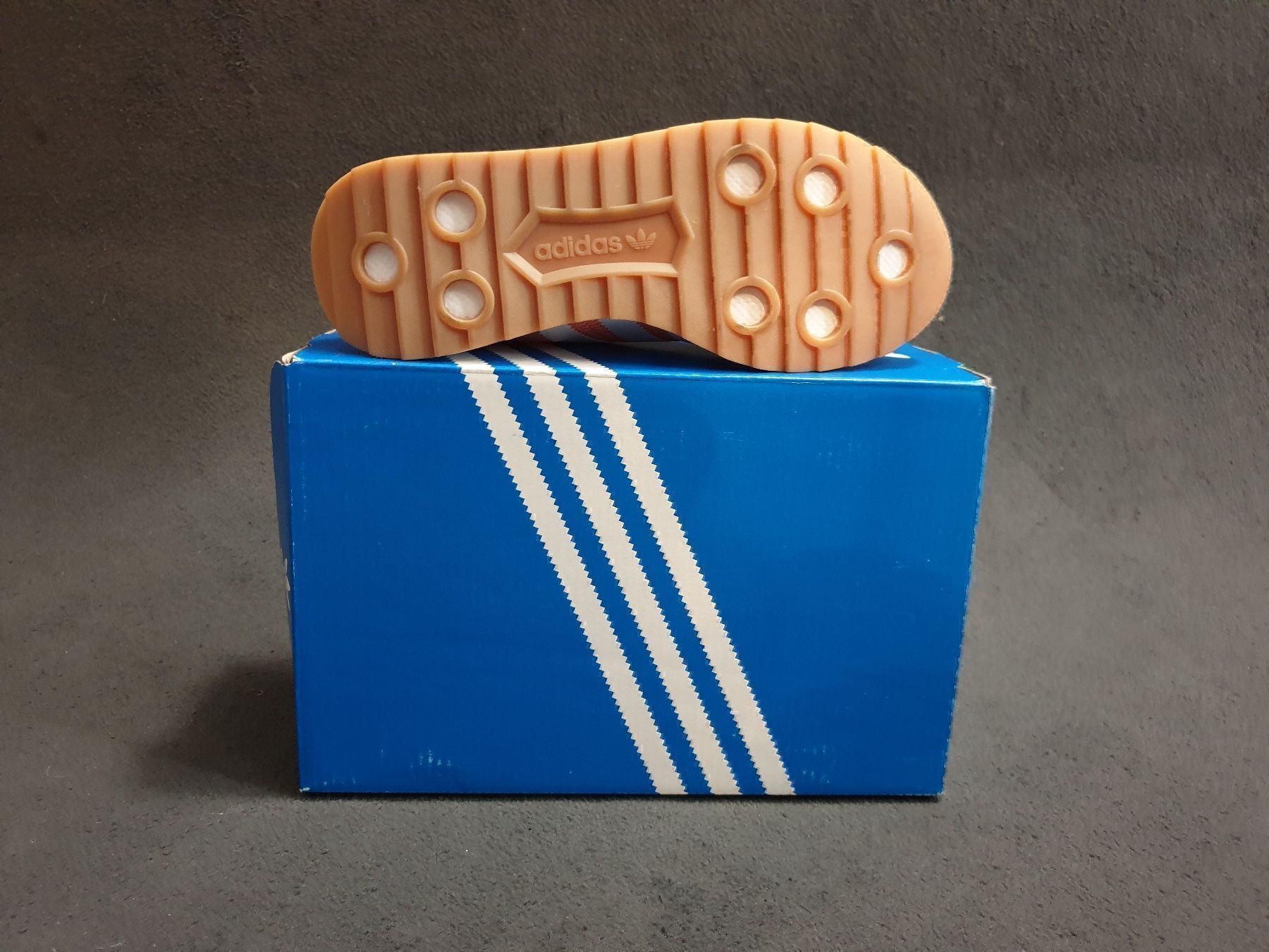Adidas Scarpe da donna: ADIDAS FLB_RUNNER CORAL       Gr. 40 – Nuovo e nell'imballaggio originale da Zürich venduto da LIQUIDATOR.CP 1