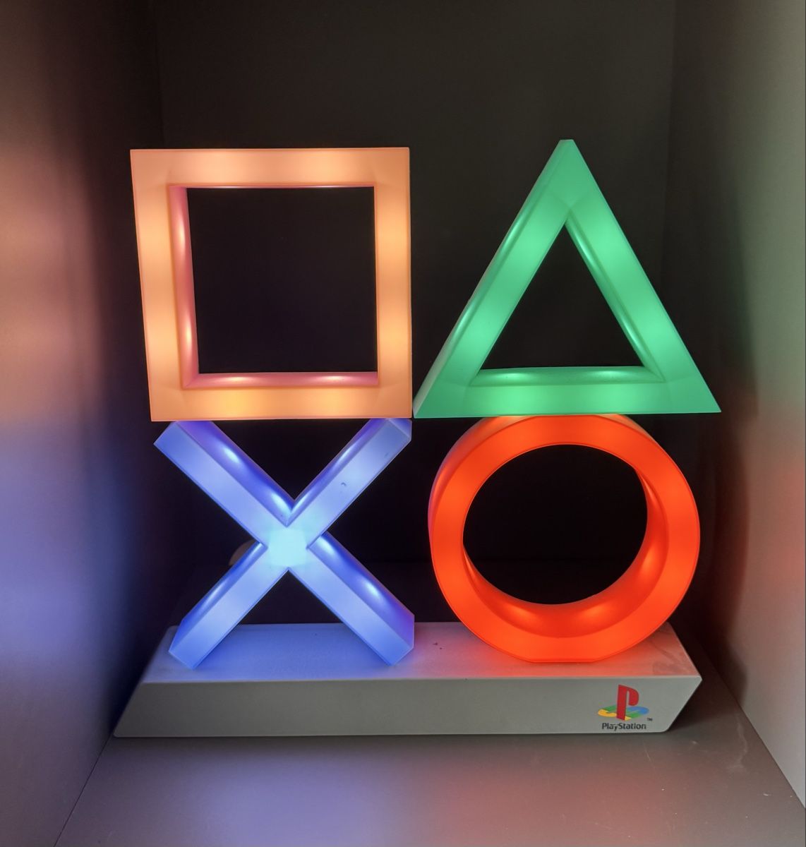 Lampade: Playstation Licht – Usato da Mellingen venduto da meier.carolinee11